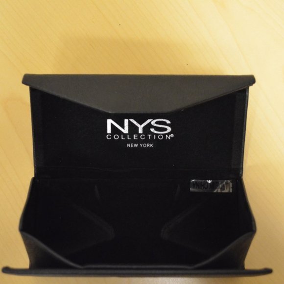 Collapsible Tri-Fold Case Assorted Colors - Picture 13 of 14